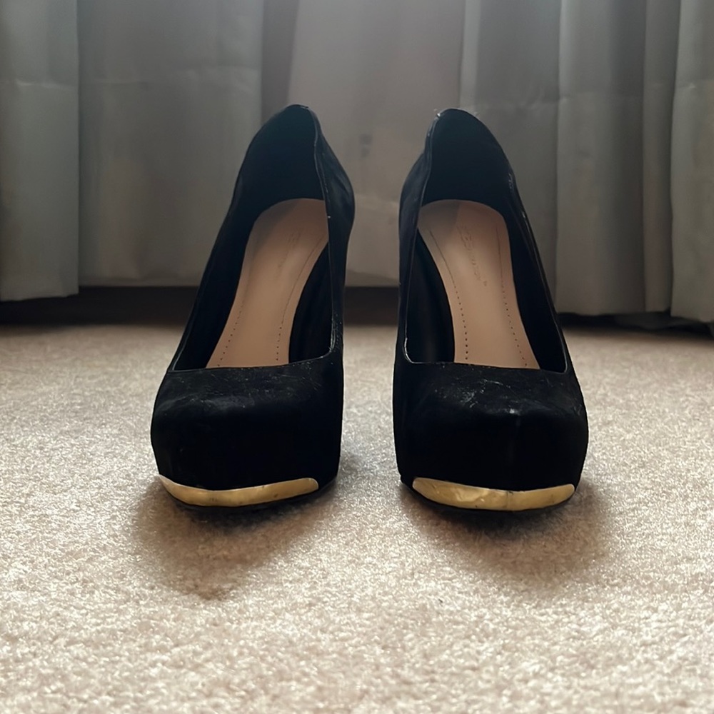 BCBG eneration women’s heels